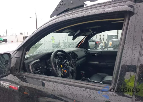 2019 Toyota Tacoma Trd Pro z USA, uszkodzony, nr VIN 5TFCZ5AN6KX177057